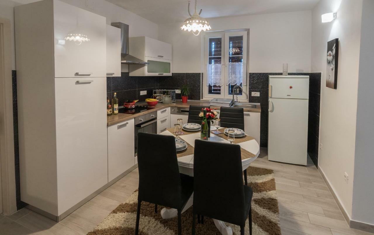 Apartment Batinica Sibenik Luaran gambar