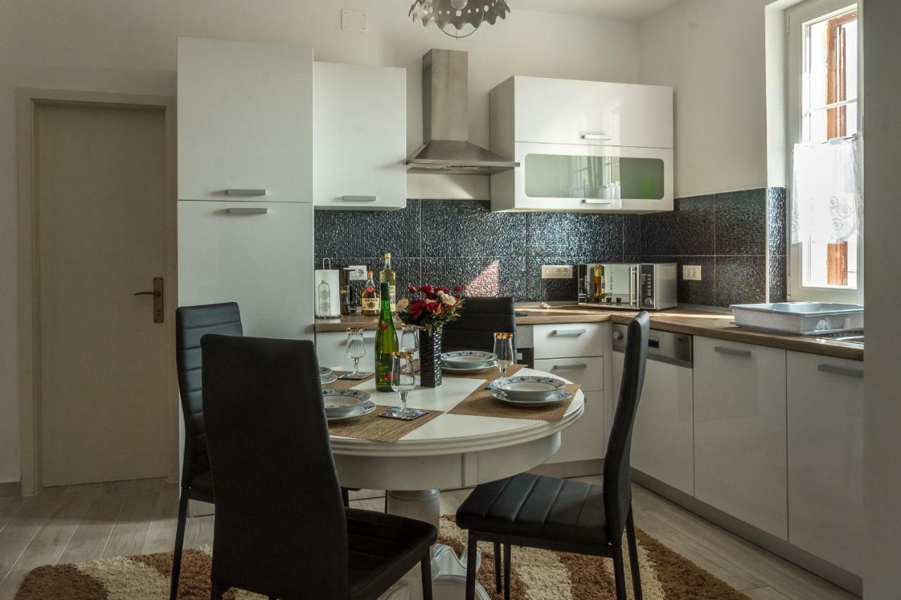 Apartment Batinica Sibenik Luaran gambar
